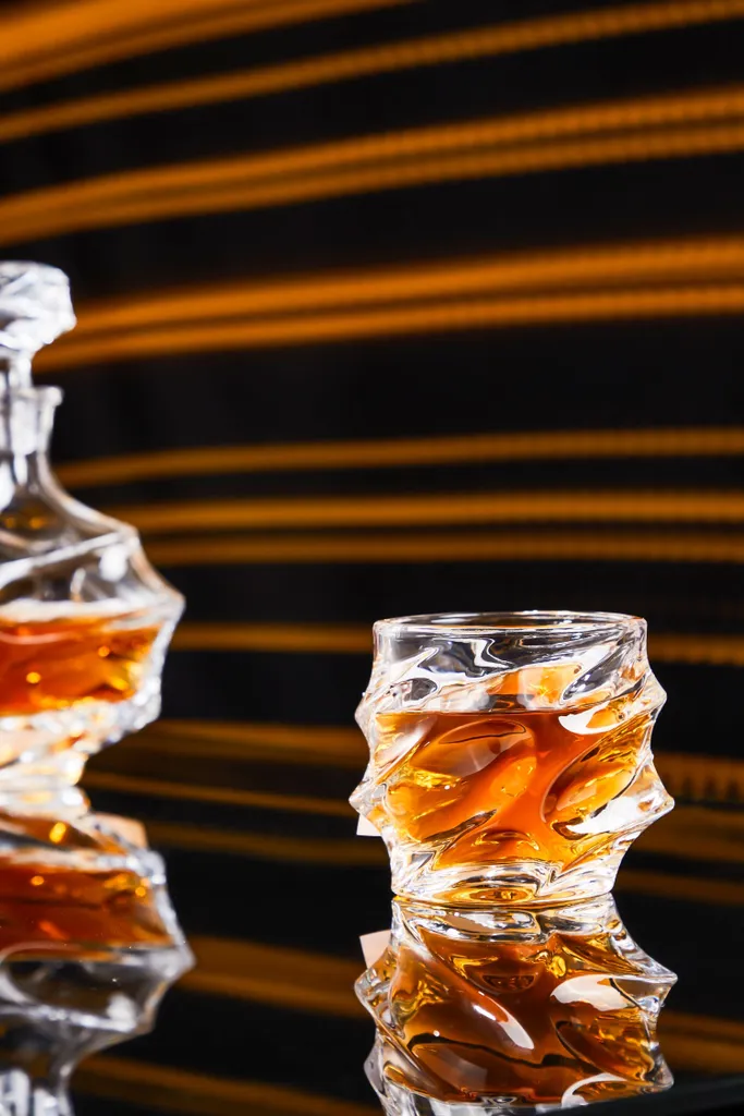 Echos Whiskyset | Whiskygläser | 7-Teiliges Whiskeyset | Geschenkset – Bild 14