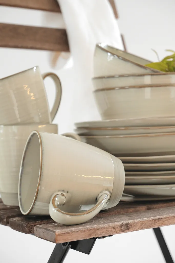 Mäser 931818 Frühstücksset Nottingham Für 4 Personen, Steinzeug, Beige (1 Set, 12-teilig) – Bild 2