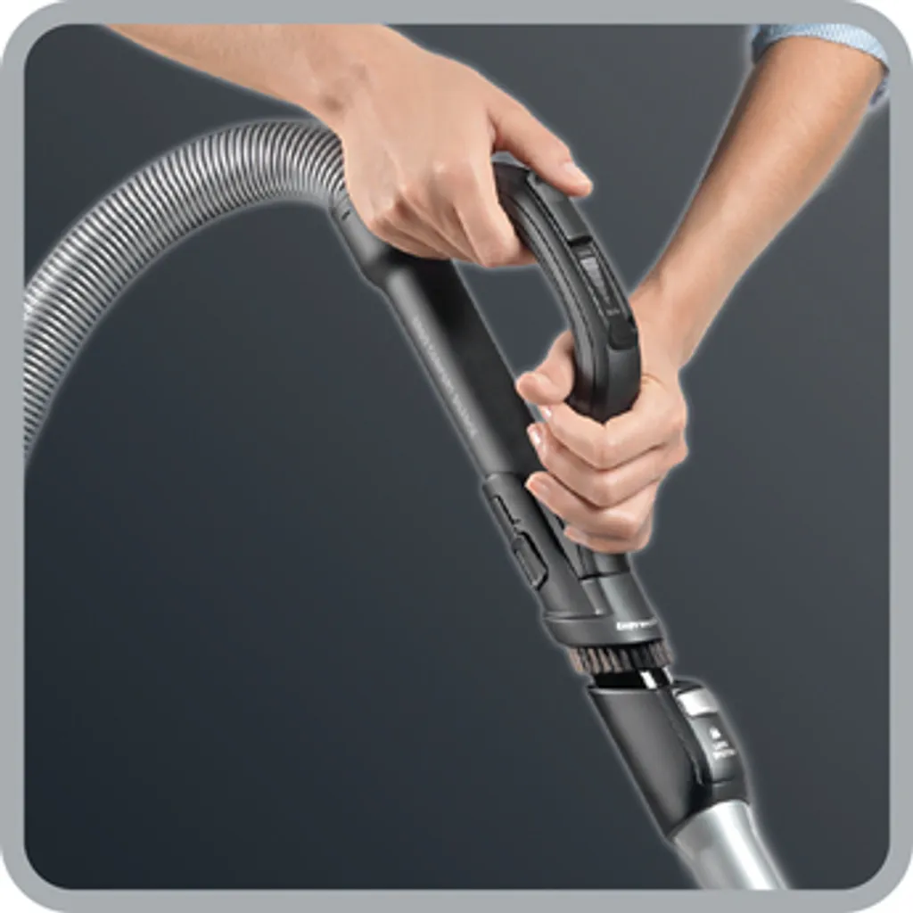 Rowenta RO7473 Silence Force Allergy+ Bodenstaubsauger Mit Beutel (große Staubbeutelkapazität: 4,5 Liter, Extrem Leise, Hocheffiziente Bodendüse, Langlebiger EffiTech-Motor) Schwarz/rot – Bild 8