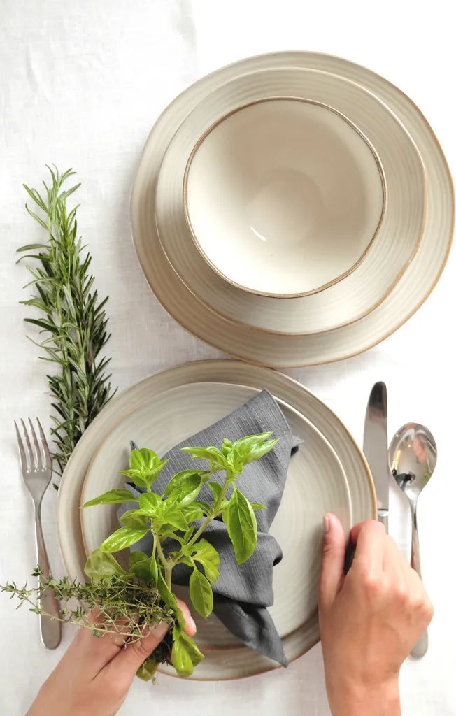 Mäser 931818 Frühstücksset Nottingham Für 4 Personen, Steinzeug, Beige (1 Set, 12-teilig) – Bild 4